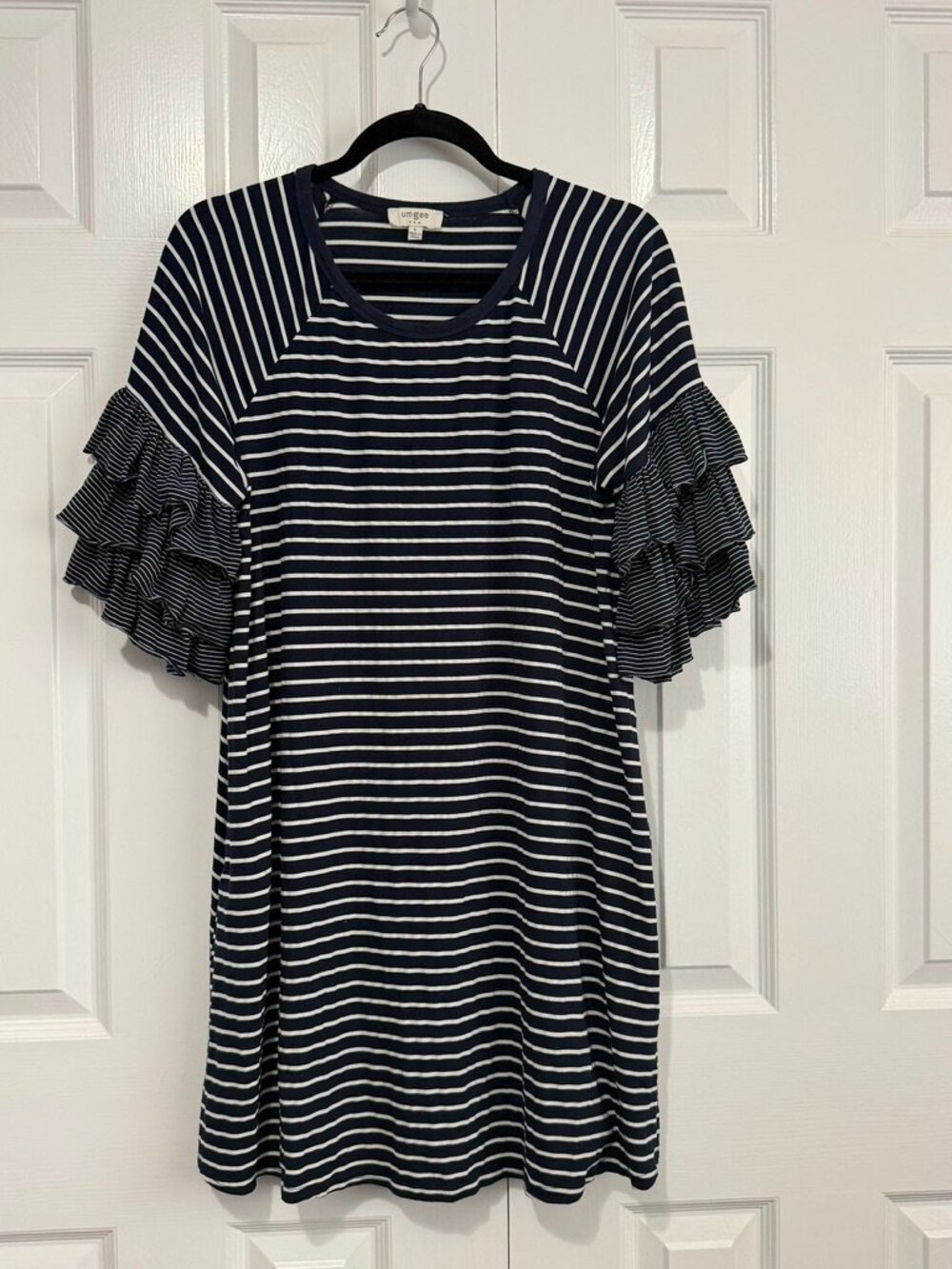 Soft Stretchy Striped Dress with Layered Puff Sleeves Size L by Umgee